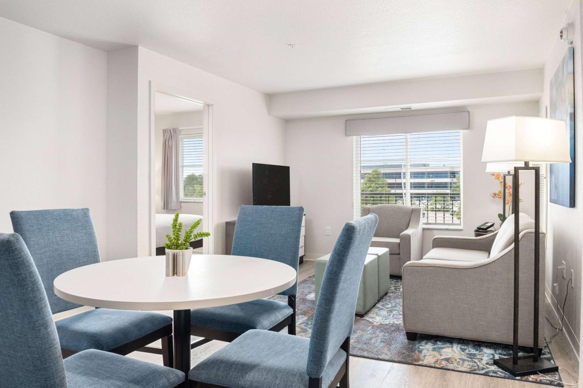 Waterwalk Extended Stay By Wyndham Minneapolis - Plymouth Εξωτερικό φωτογραφία